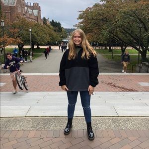 Meet your Posher, Grace